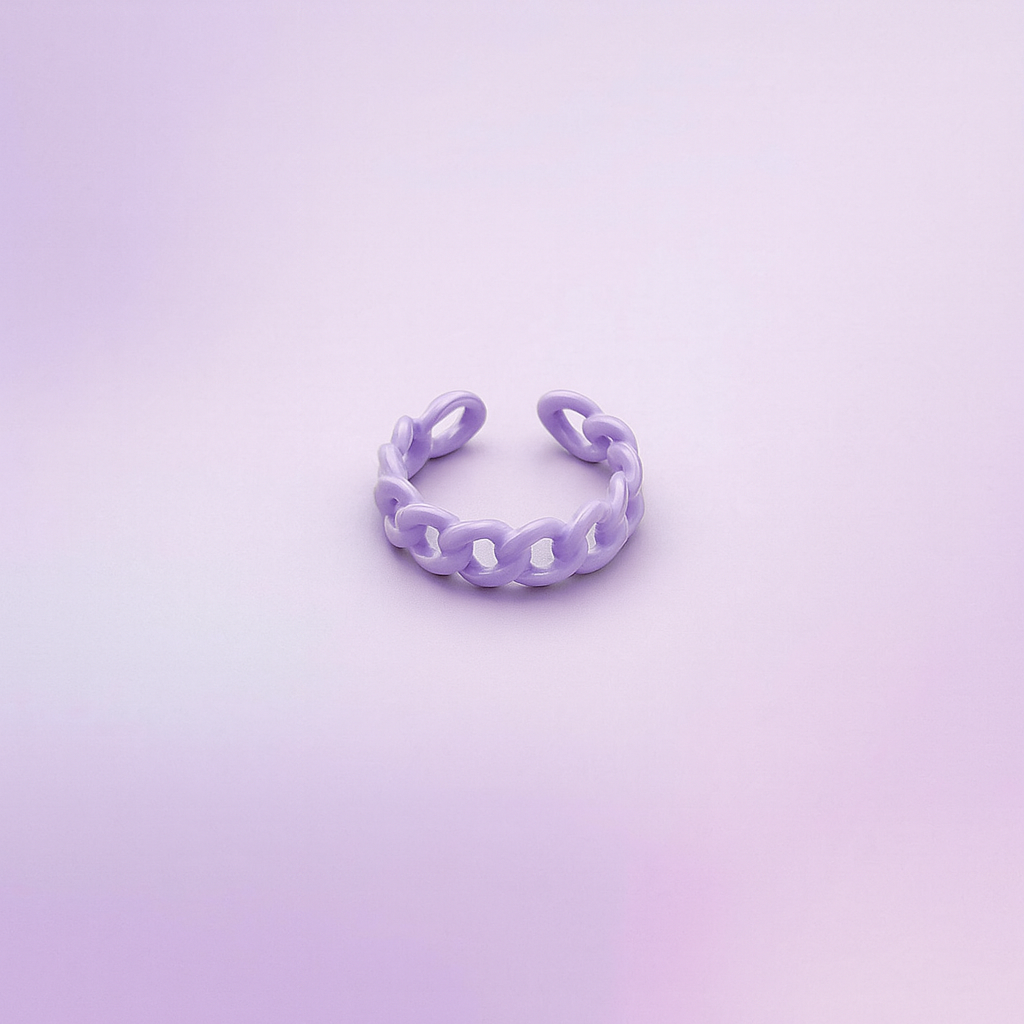Purple chain-link ring on a gradient purple background
